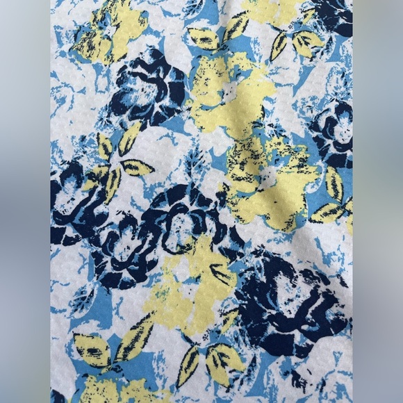 Ladies Court & Bette Golf/Pickleball/Tennis Floral Print Top Size Medium - Picture 5 of 6